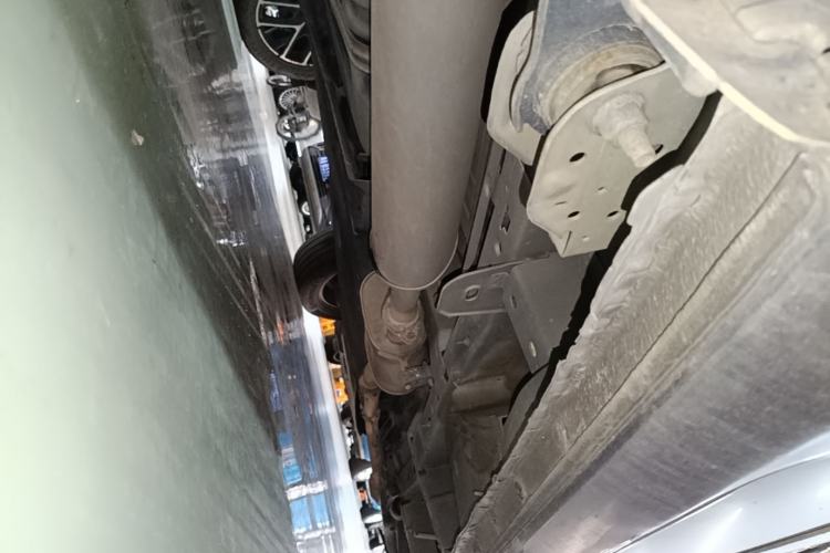 Used Buick GL8 2017 25S Luxury Version China V Standard Chassis Rear Right