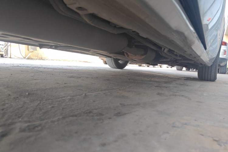 Used Buick GL8 2017 ES 28T Comfort Model China V Standard Chassis Rear Right