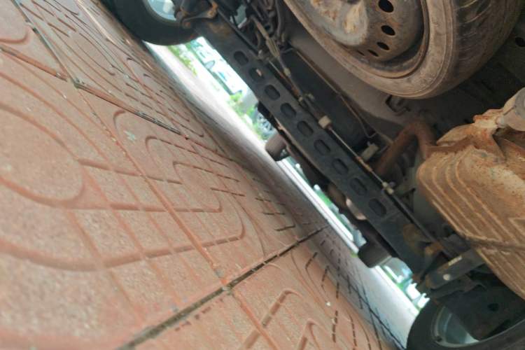 Used Buick GL8 2017 25S Prestige Version China V Standard Chassis Rear Right