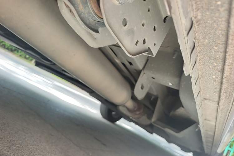 Used Buick GL8 2017 25S Prestige Version China V Standard Chassis Rear Right