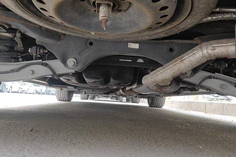 Used Buick GL8 2017 ES 28T Comfort Model China V Standard Chassis Rear