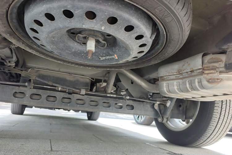 Used Buick GL8 2017 25S Prestige Version China V Standard Chassis Rear