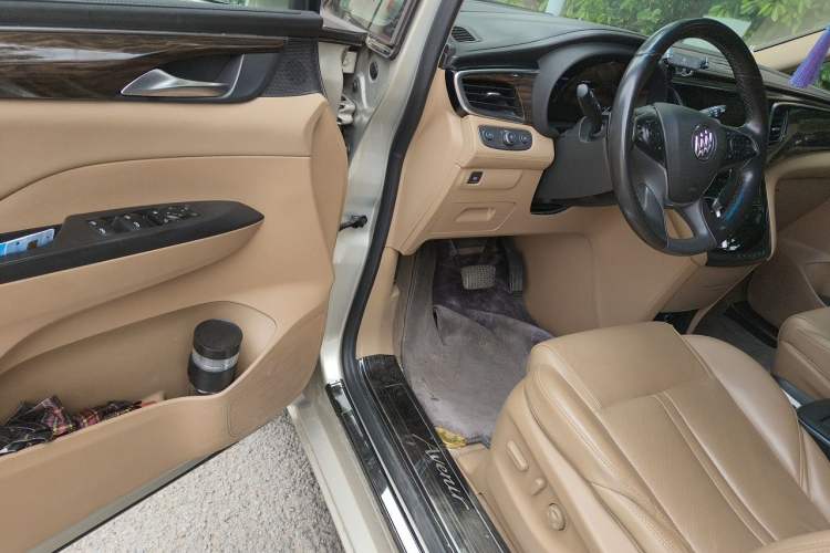Used Buick GL8 2017 ES 28T Luxury Model China V Standard Driver Seat