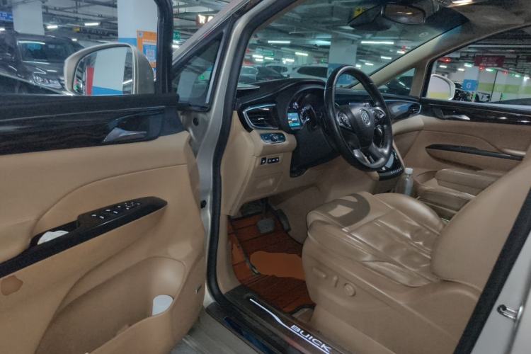 Used Buick GL8 2017 ES 28T Flagship Model China V Standard Driver Seat