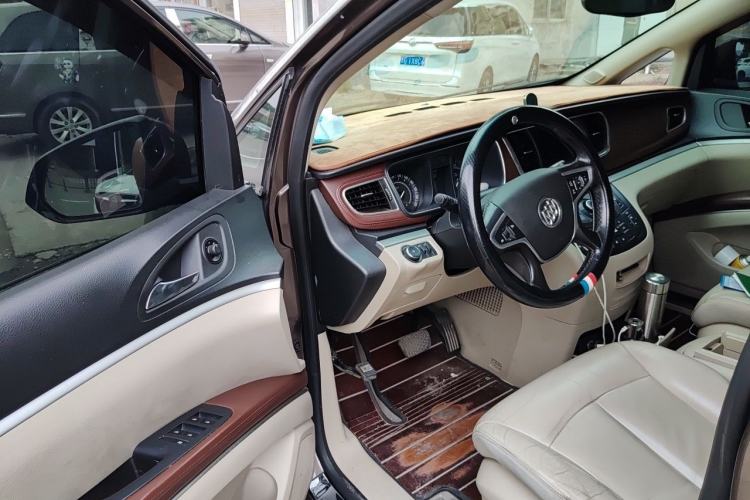 Used Buick GL8 2017 25S Luxury Version China V Standard Driver Seat