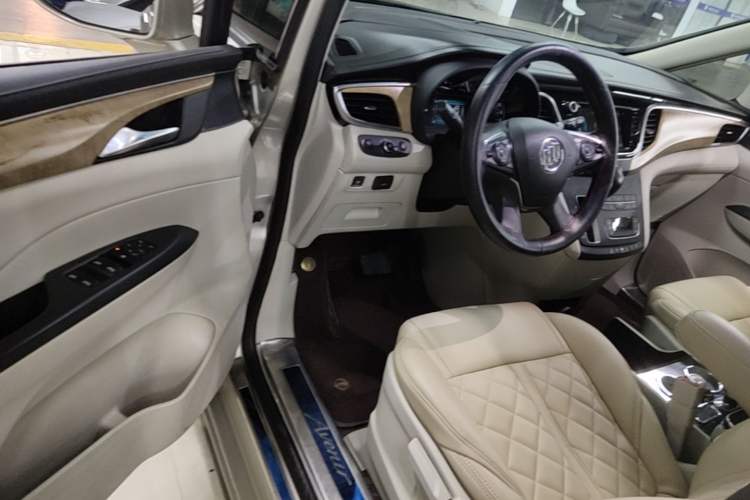 Used Buick GL8 2017 ES 28T Comfort Model China V Standard Driver Seat