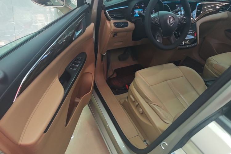 Used Buick GL8 2017 ES 28T Luxury Model China V Standard Driver Seat