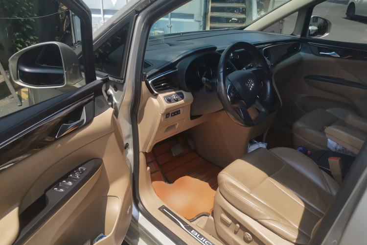 Used Buick GL8 2017 ES 28T Flagship Model China V Standard Driver Seat