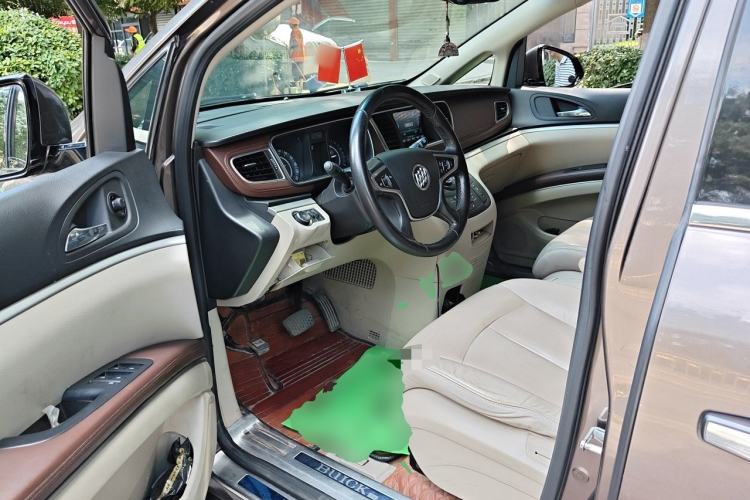 Used Buick GL8 2017 25S Luxury Version China V Standard Driver Seat