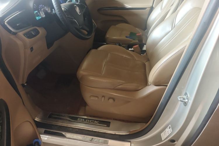 Used Buick GL8 2017 ES 28T Premium Version China V Standard Driver Seat