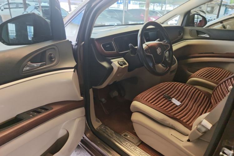 Used Buick GL8 2017 25S Comfort Version China V Standard Driver Seat