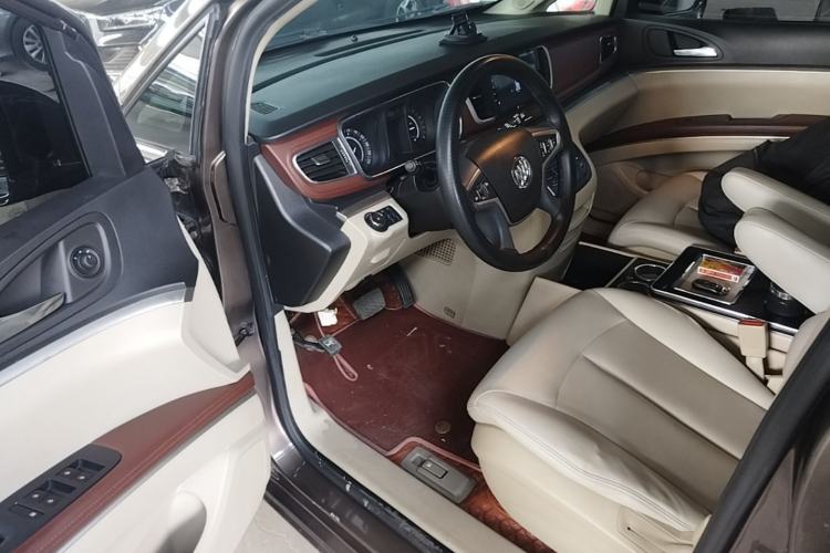 Used Buick GL8 2017 25S Comfort Version China V Standard Driver Seat