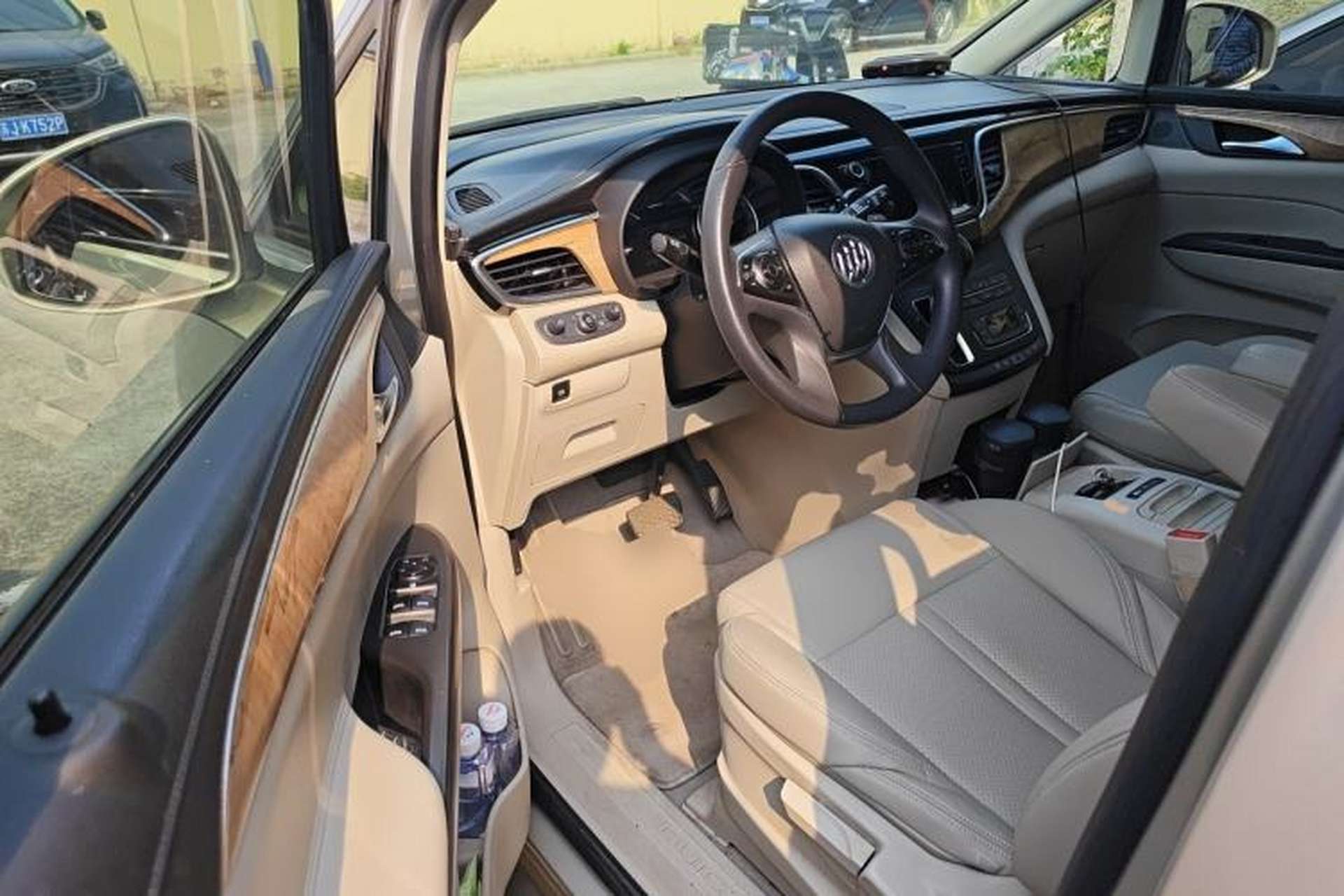 Used Buick GL8 2017 ES 28T Comfort Model China V Standard Driver Seat