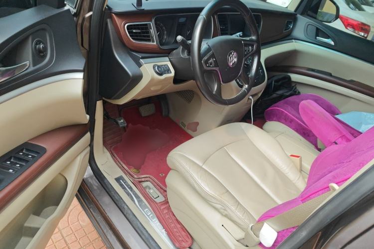Used Buick GL8 2017 25S Prestige Version China V Standard Driver Seat