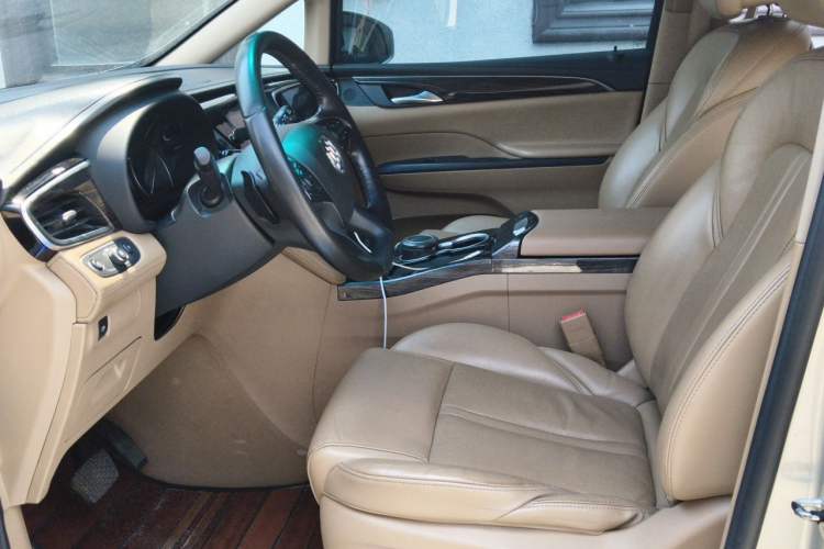 Used Buick GL8 2017 ES 28T Luxury Model China V Standard Driver Seat