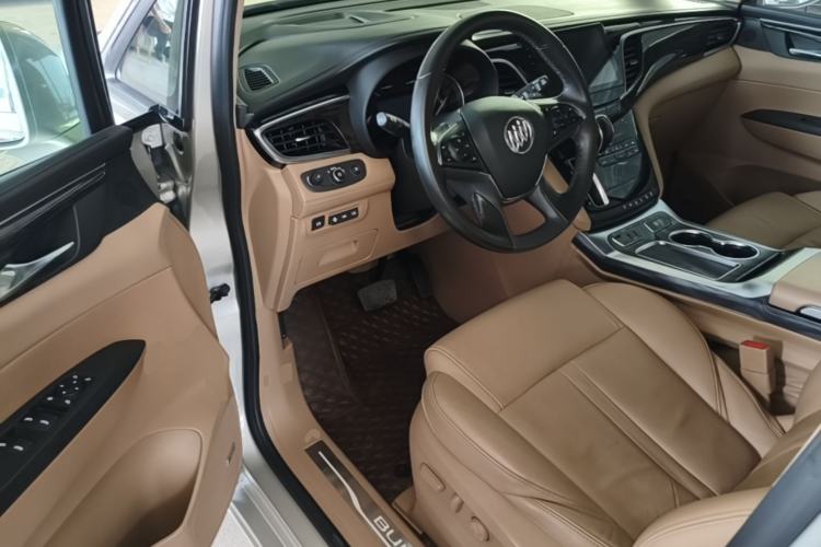 Used Buick GL8 2017 ES 28T Flagship Model China V Standard Driver Seat