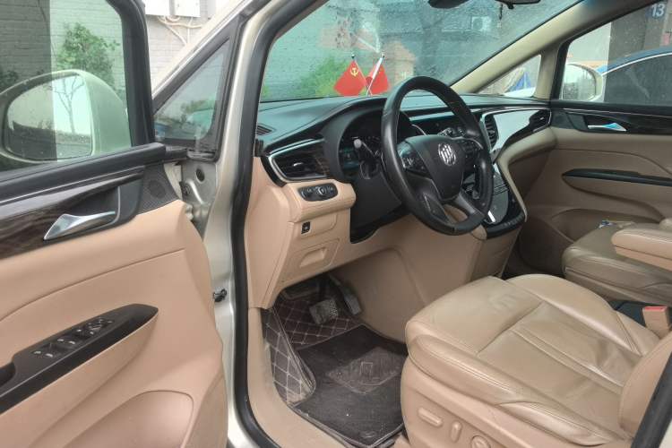 Used Buick GL8 2017 ES 28T Luxury Model China V Standard Driver Seat