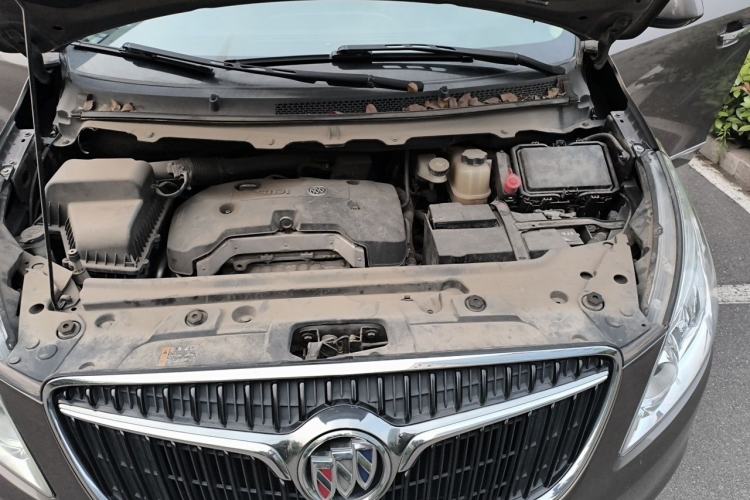 Used Buick GL8 2017 25S Luxury Version China V Standard Engine Bay