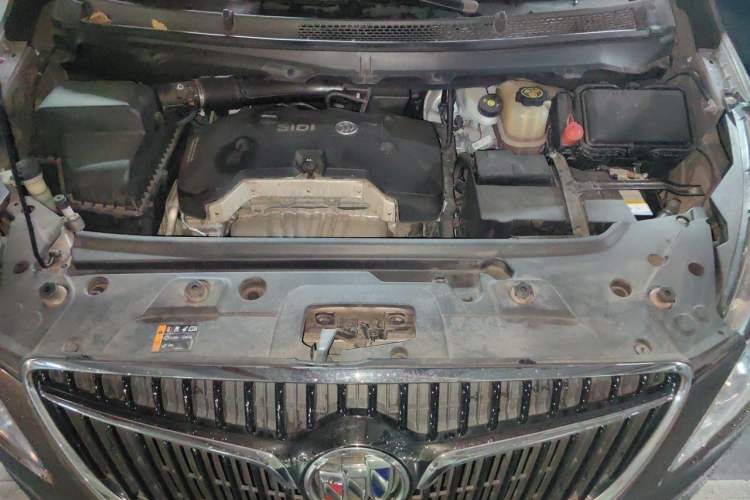 Used Buick GL8 2017 25S Comfort Version China V Standard Engine Bay