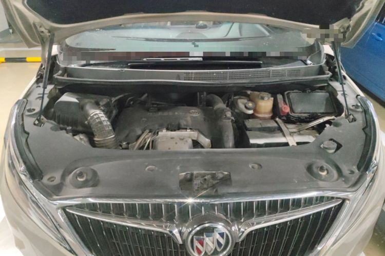 Used Buick GL8 2017 ES 28T Luxury Model China V Standard Engine Bay