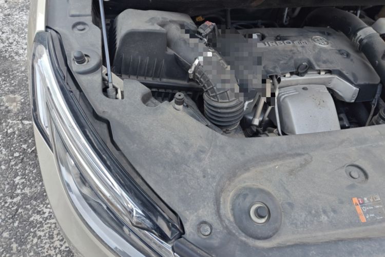 Used Buick GL8 2017 ES 28T Comfort Model China V Standard Engine Bay Right