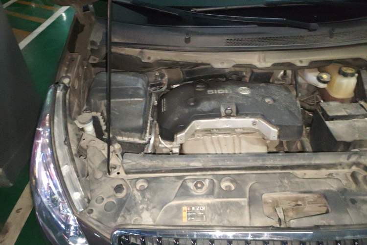 Used Buick GL8 2017 25S Luxury Version China V Standard Engine Bay Right