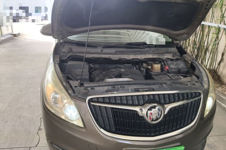 Used Buick GL8 2017 25S Luxury Version China V Standard Engine Bay Right
