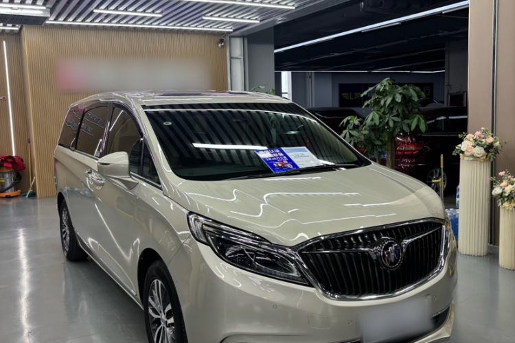 Used Buick GL8 2017 ES 28T Flagship Model China V Standard Exterior 2