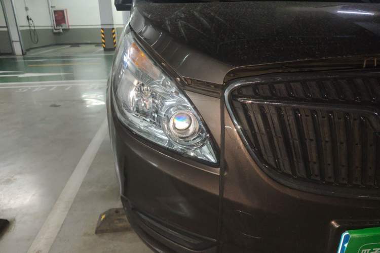 Used Buick GL8 2017 25S Prestige Version China V Standard Exterior 6