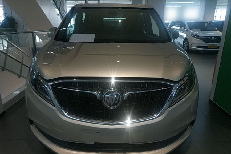 Used Buick GL8 2017 ES 28T Luxury Model China V Standard Front