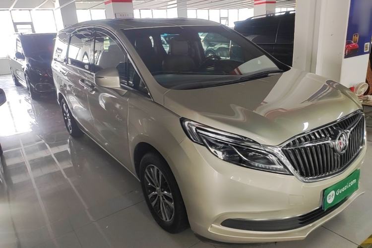 Used Buick GL8 2017 ES 28T Luxury Model China V Standard Front Right 45 Deg