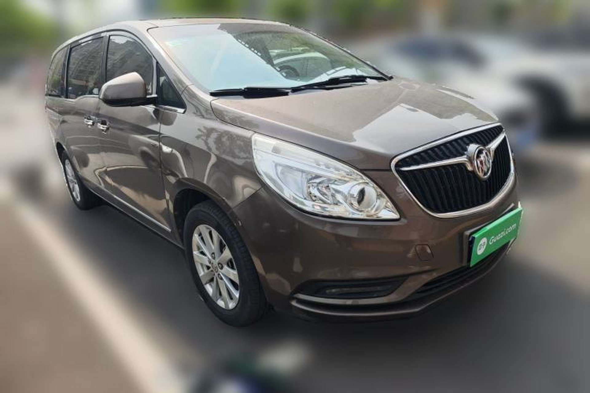 Used Buick GL8 2017 25S Luxury Version China V Standard Front Right 45 Deg