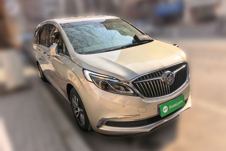 Used Buick GL8 2017 ES 28T Flagship Model China V Standard Front Right 45 Deg