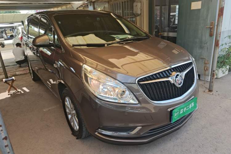 Used Buick GL8 2017 25S Comfort Version China V Standard Front Right 45 Deg