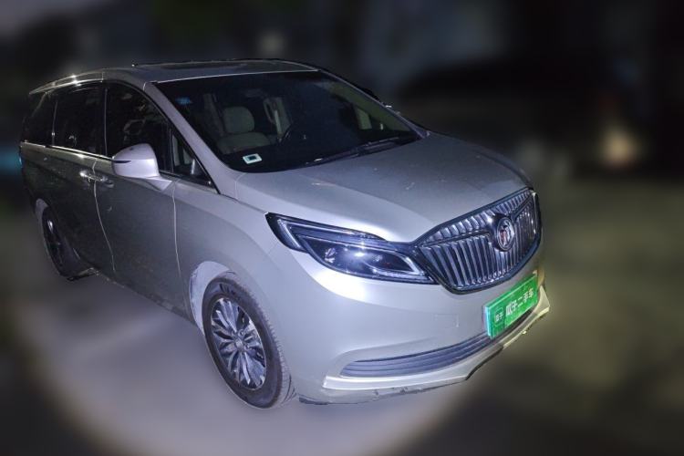Used Buick GL8 2017 ES 28T Luxury Model China V Standard Front Right 45 Deg