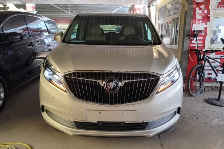 Used Buick GL8 2017 ES 28T Flagship Model China V Standard Front