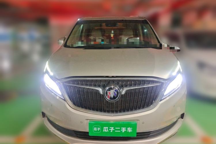 Used Buick GL8 2017 ES 28T Flagship Model China V Standard Front
