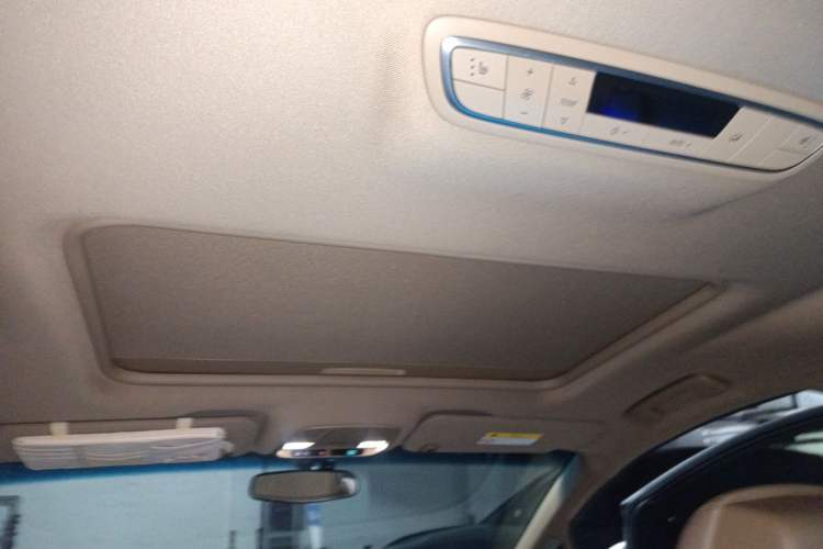 Used Buick GL8 2017 ES 28T Premium Version China V Standard Headliner