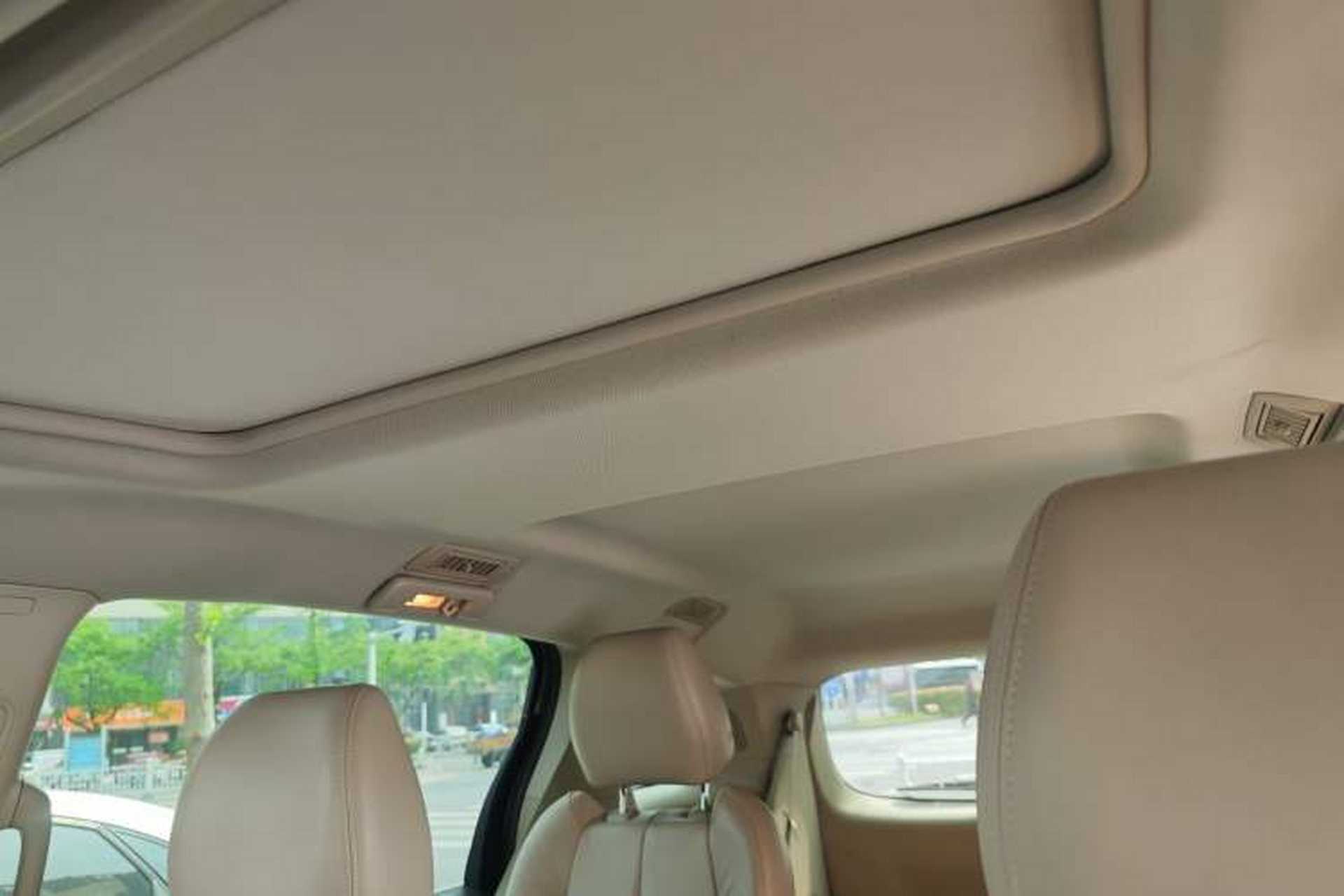 Used Buick GL8 2017 25S Luxury Version China V Standard Headliner