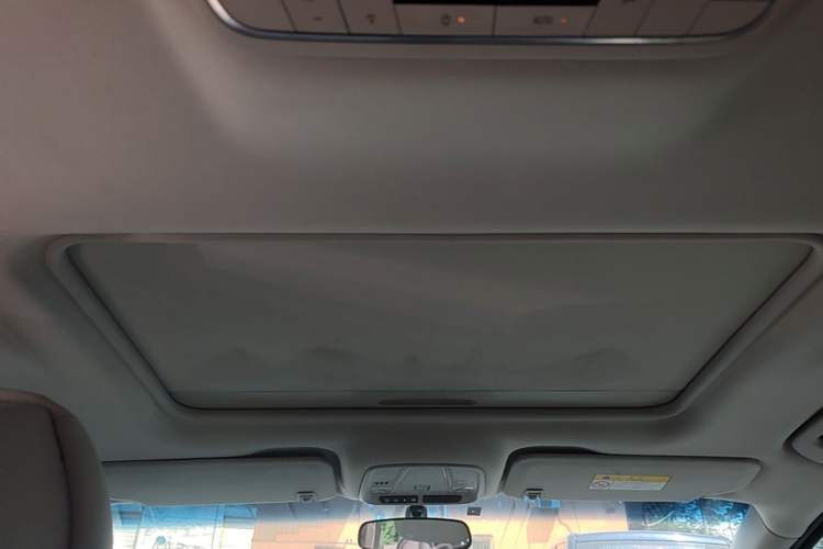 Used Buick GL8 2017 ES 28T Comfort Model China V Standard Headliner