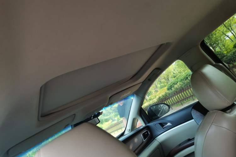 Used Buick GL8 2017 25S Luxury Version China V Standard Headliner