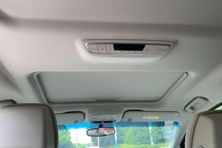 Used Buick GL8 2017 ES 28T Comfort Model China V Standard Headliner