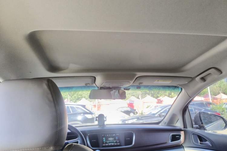 Used Buick GL8 2017 25S Comfort Version China V Standard Headliner