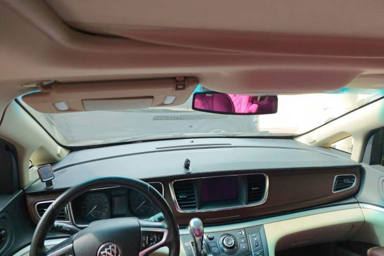 Used Buick GL8 2017 25S Prestige Version China V Standard Headliner