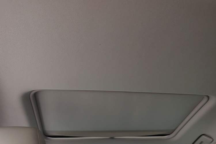 Used Buick GL8 2017 25S Prestige Version China V Standard Headliner