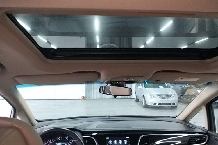 Used Buick GL8 2017 ES 28T Luxury Model China V Standard Headliner