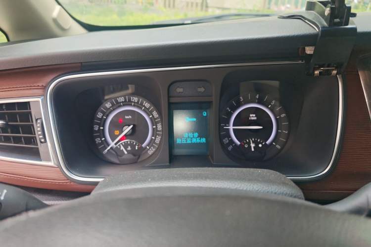 Used Buick GL8 2017 25S Luxury Version China V Standard Instrument Cluster