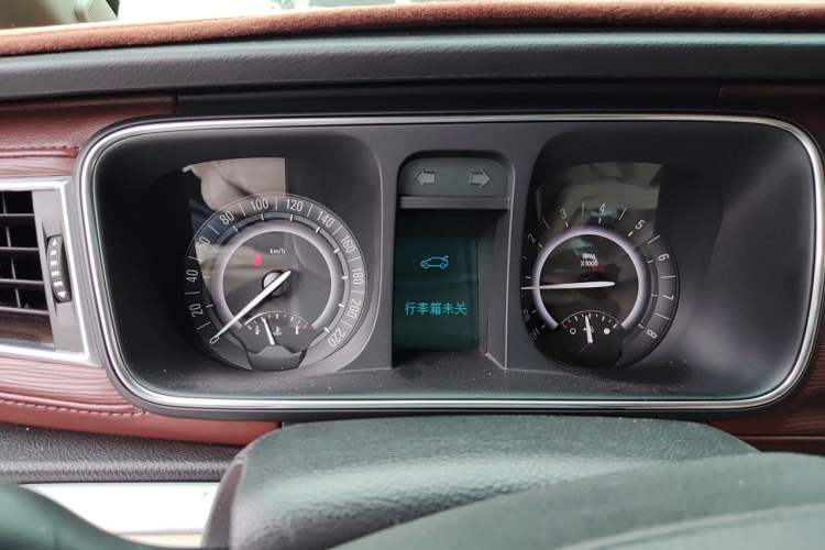 Used Buick GL8 2017 25S Luxury Version China V Standard Instrument Cluster