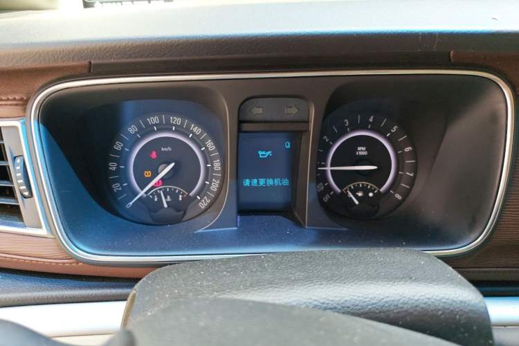 Used Buick GL8 2017 25S Luxury Version China V Standard Instrument Cluster