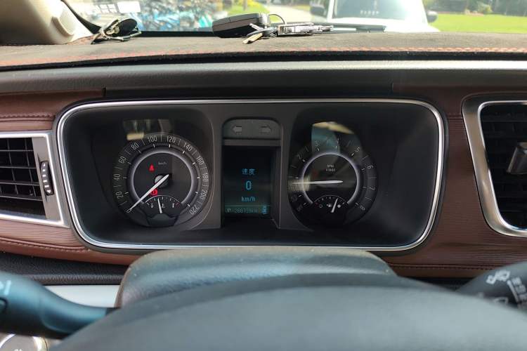 Used Buick GL8 2017 25S Prestige Version China V Standard Instrument Cluster